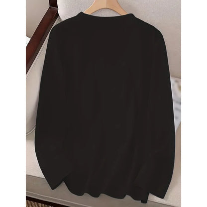 [ T-Shirt]  Oversized Long-Sleeve T-Shirt for Women - Black with White Heart Design - Relaxed Round Neckline - Moderate Stretch